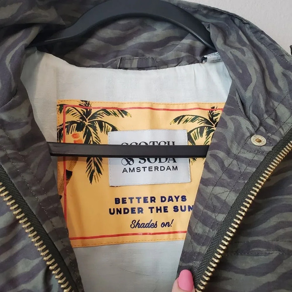 Scotch & Soda Green Tiger Printed Loose Fit Zip Jacket NWOT Size Small - Picture 6 of 11